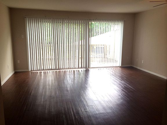 2nd image of 1330 Winding Brook Ln APT 171