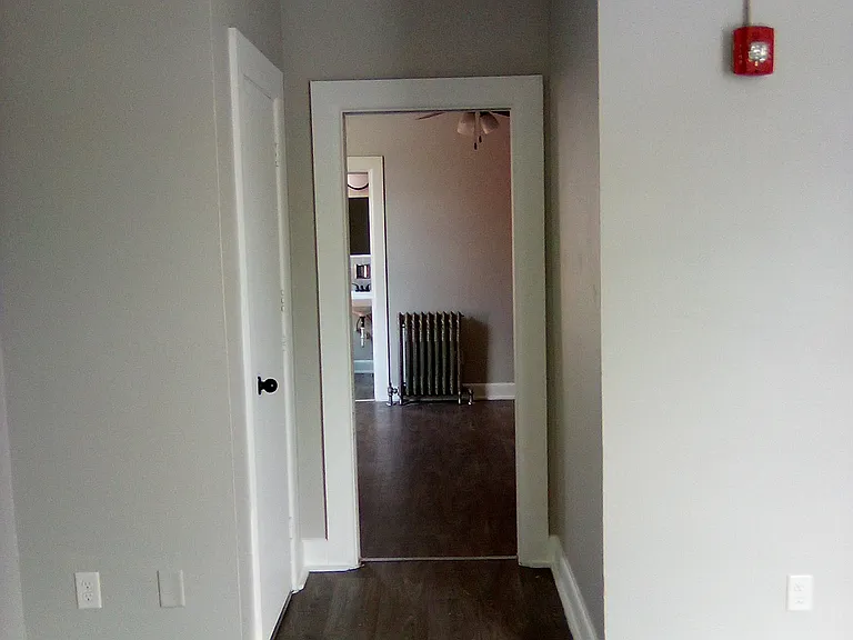 117 N 13th St #4 — Photo 3