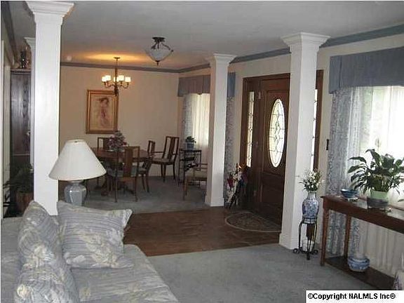 4th image of 10023 Willow Park Dr SE