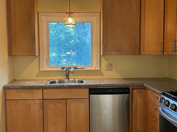 5th image of 719 Northview Ave