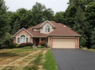 46 Oakshire Way, Pittsford, NY 14534