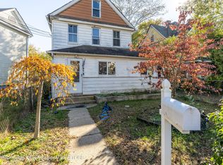 198 Ridge Ave, Lakewood, NJ 08701