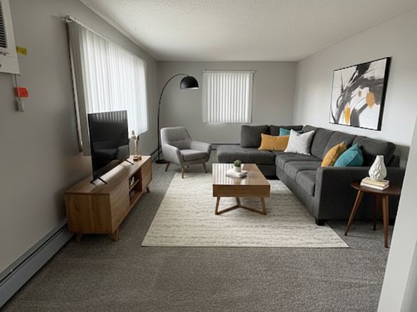 1140 Flammang Dr APT 8