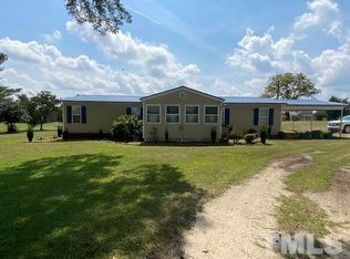 670 Zion Church Rd, Mount Olive, NC 28365