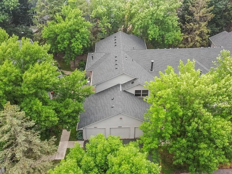 18669 Clear View Ct — Photo 36