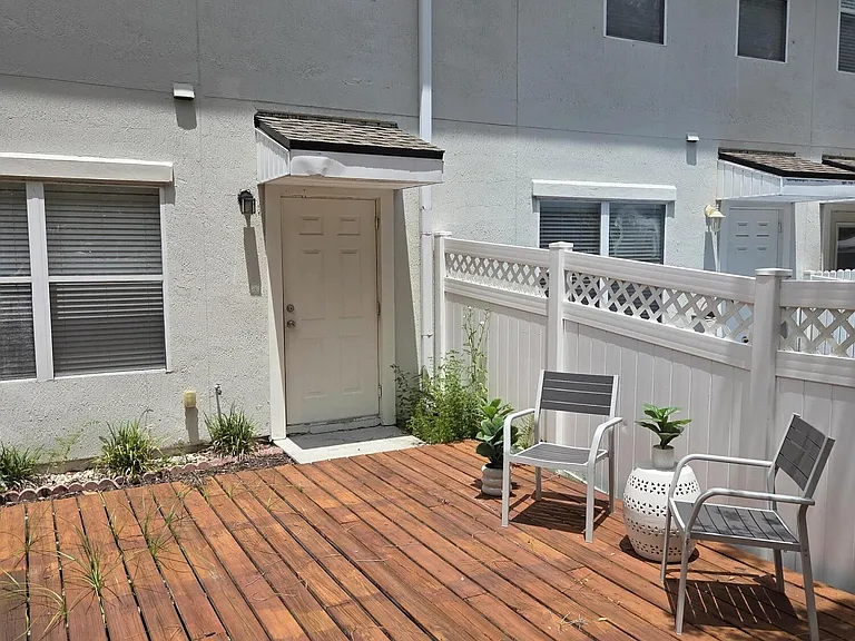415 Southern Branch Ln — Photo 18
