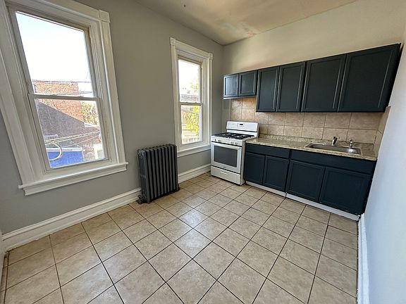 2nd image of 1225 W Venango St Floor 2