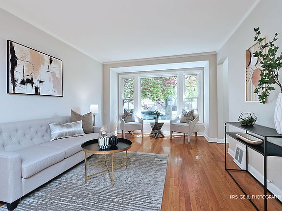 2nd image of 10928 S Albany Ave
