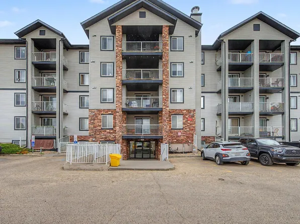 40 Summerwood Blvd #119, Strathcona County, AB T8H 0C2