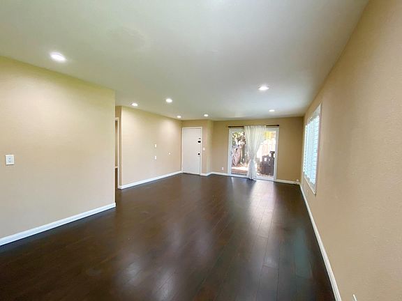 5th image of 1931 Messina Dr
