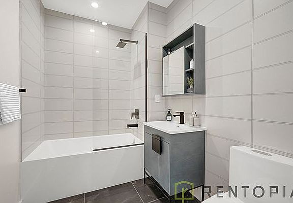 5th image of 2337 Bedford Ave #5D