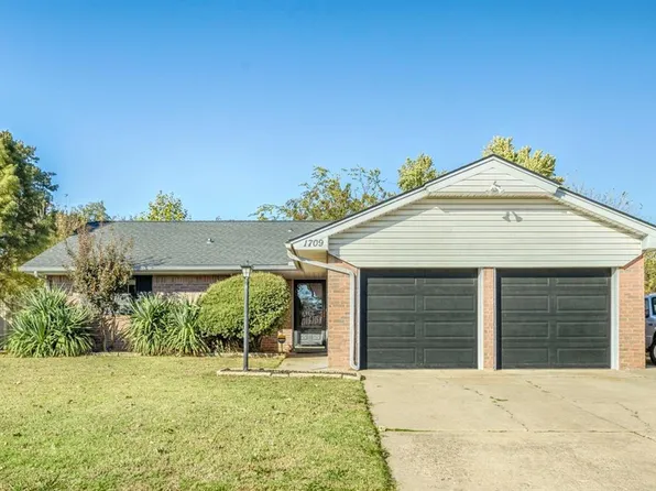 1709 Sandalwood Dr, Norman, OK 73071