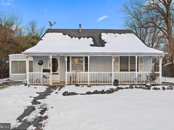 11 Angola Rd, New Castle, DE 19720