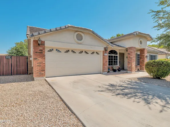 2866 E Toledo Ct, Gilbert, AZ 85295