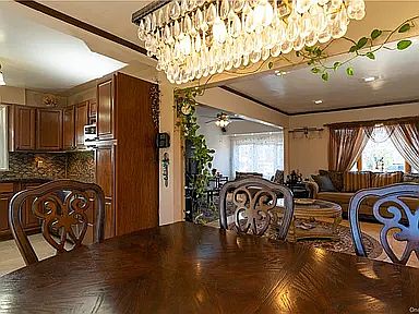 2nd image of 231 Crown Ave Floor 1
