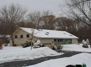 W128S7110 Flintlock Trl, Muskego, WI 53150