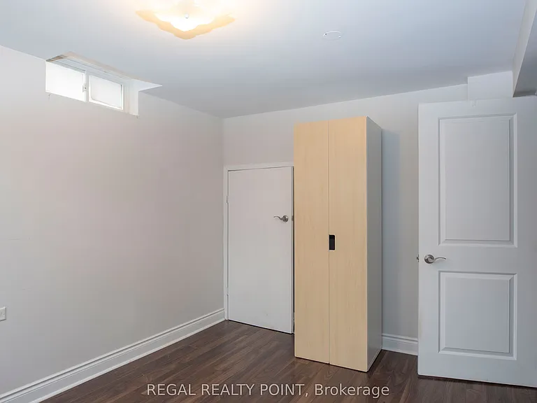 14 Mandel Cres #BASEMENT — Photo 11