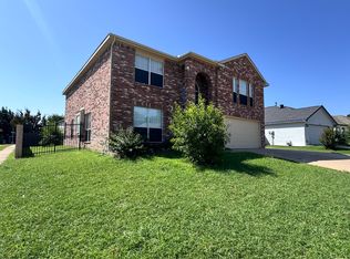 1157 Whistle Stop Dr, Saginaw, TX 76131