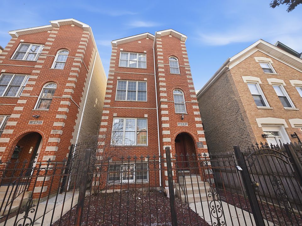 1st image of 844 N Wood St APT 3