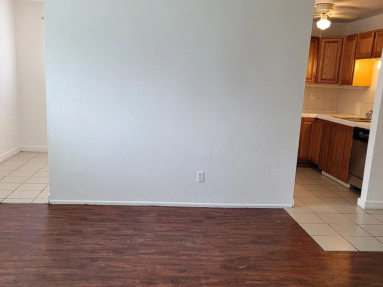 2519 S Parkcrest Dr #1 — Photo 10