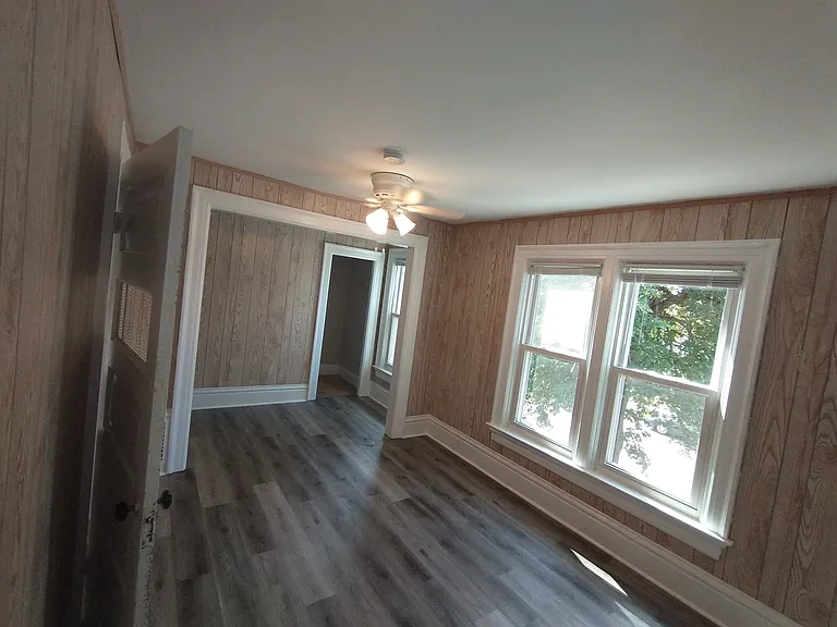 420 S Baker St — Photo 11
