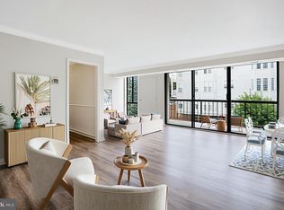 Corinthian, Arlington, VA 22209