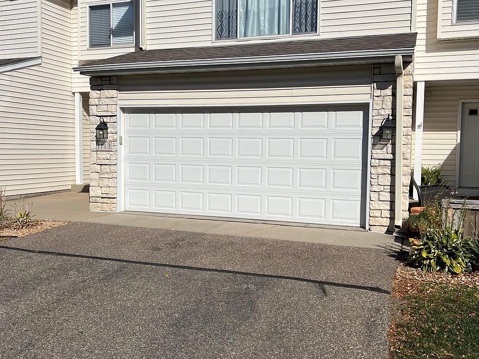 1st image of 1113 Bristol Ln