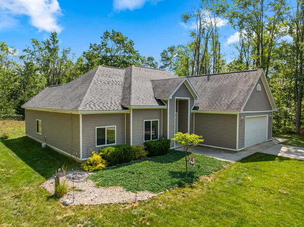 7849 Sandpiper Trl, Gaylord, MI 49735