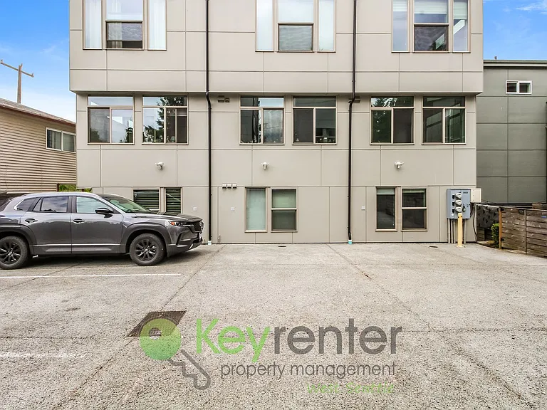 5259 Fauntleroy Way SW — Photo 53
