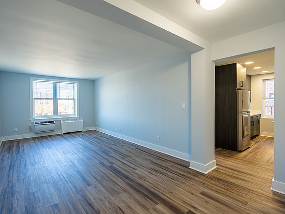 3rd image of 20-34 Seagirt Blvd #4C