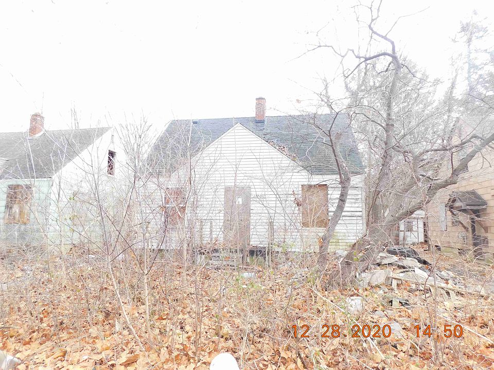 15826 Rockdale