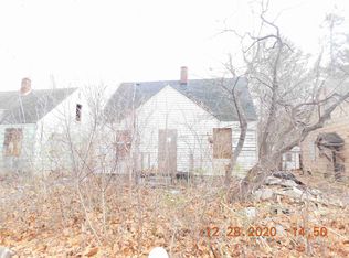 15826 Rockdale St, Detroit, MI 48223