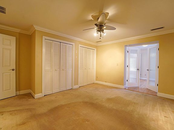 3rd image of 1 Pheasant Ln