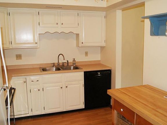 2nd image of 700 S Dakota Ave Unit 111