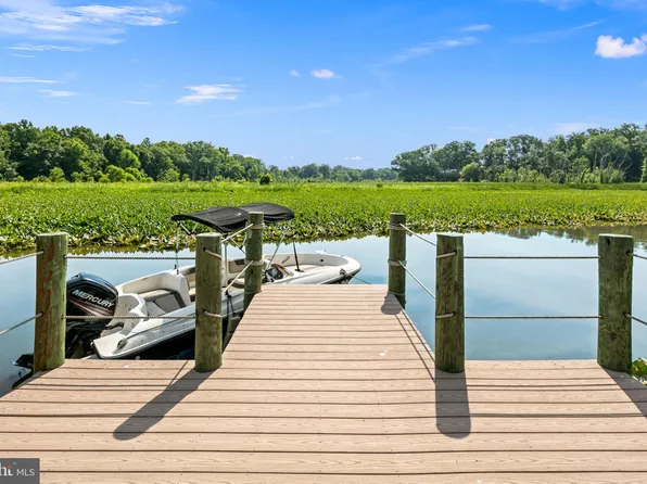 8312 Wagon Wheel Rd, Alexandria, VA 22309