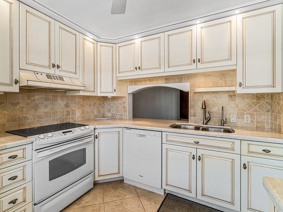 Tropic Bay Condominiums 901 Gardenia Dr Delray Beach FL Zillow