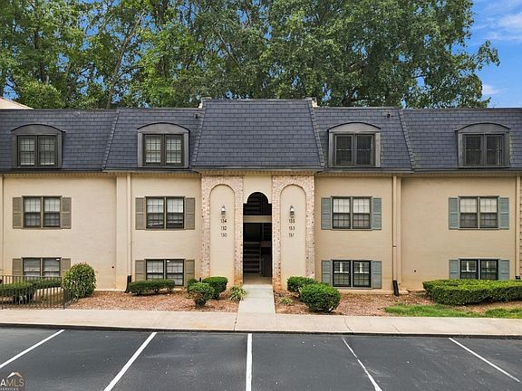 2nd image of 135 Elysian Way NW