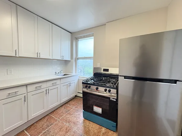 171 Delaware Ave, Jersey City, NJ