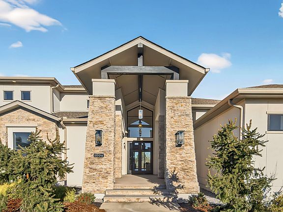 2nd image of 1006 Heights Blvd