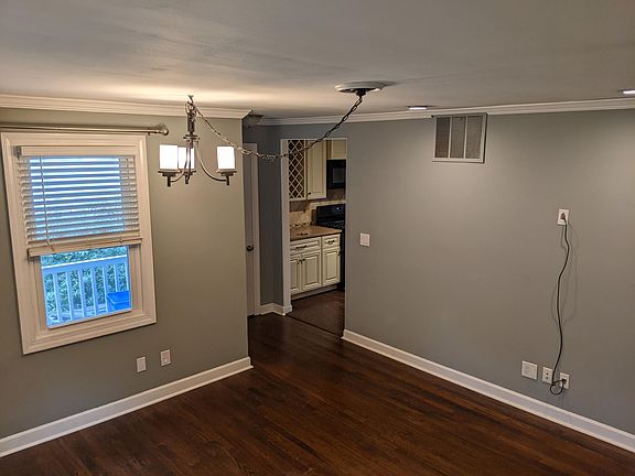 4th image of 1111 Broadwood Dr