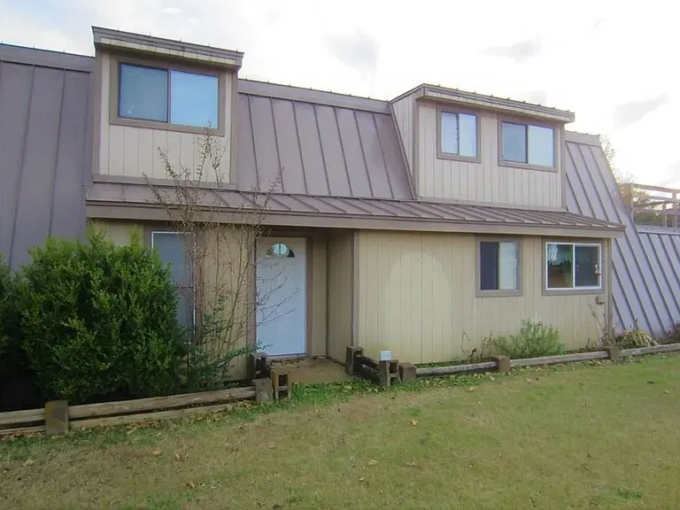 206 Solar Way — Photo 7