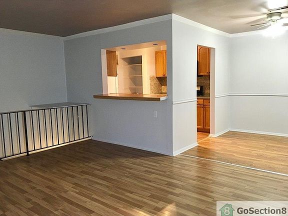 5th image of 1734 Fountain Rock Way Unit D