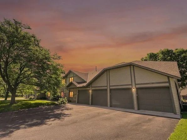 2012 Stockinger Dr, Saint Cloud, MN 56303