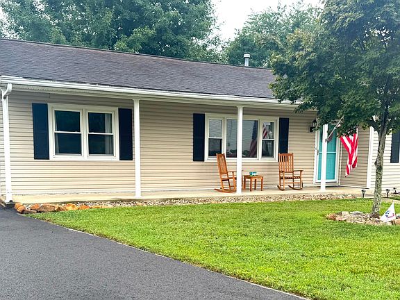 3rd image of 5811 Old Manor Dr