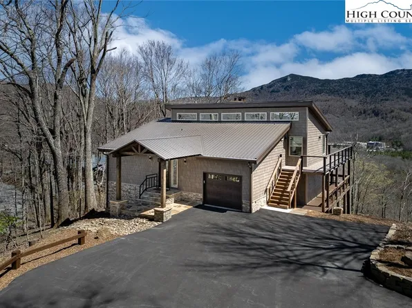 150 Squirrel Corn Lane, Sugar Mountain, NC 28604