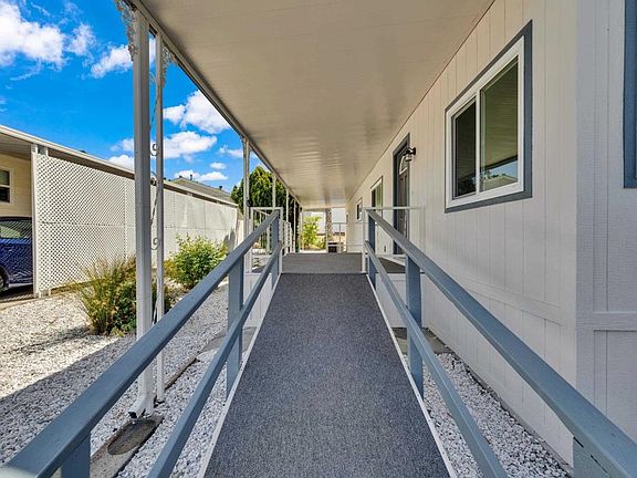 3rd image of 8301 Mission Gorge Rd Space 256