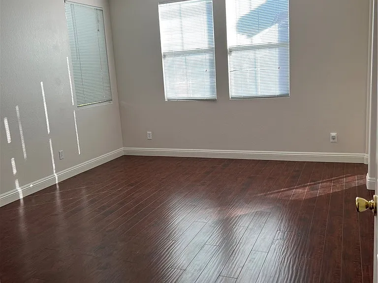 4433 Nestos Valley Ave #0 — Photo 31
