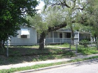 821 Carver St, Alice, TX 78332