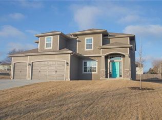 16110 Kentucky View Dr, Belton, MO 64012