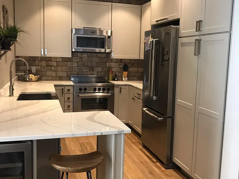 2521 W Maryland Ave #A — Photo 5